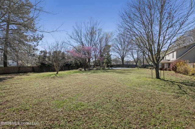 2915 Barrett Drive, Southaven, MS 38672