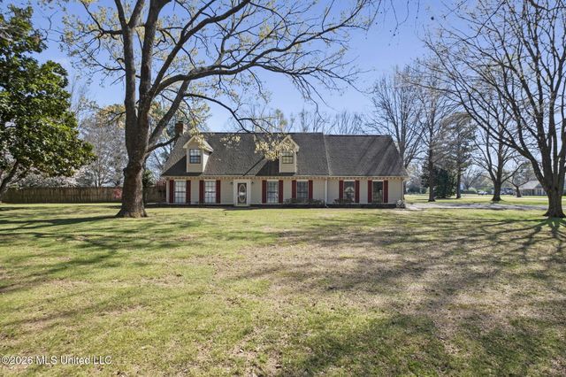 2915 Barrett Drive, Southaven, MS 38672