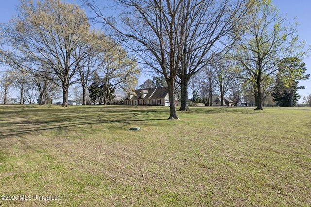 2915 Barrett Drive, Southaven, MS 38672