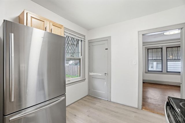 6644 Murray Avenue, Cincinnati, OH 45227