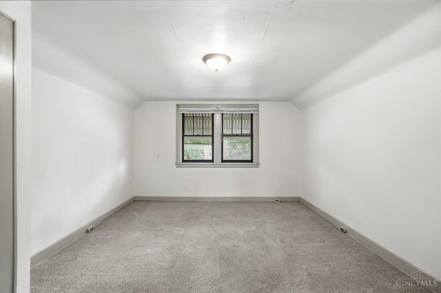 6644 Murray Avenue, Cincinnati, OH 45227