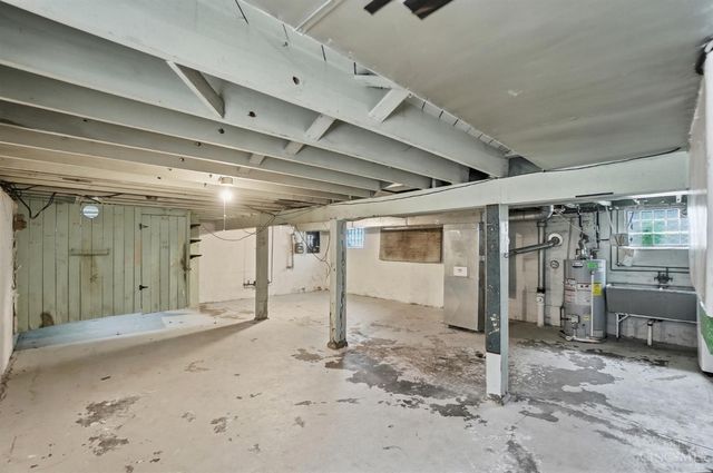 6644 Murray Avenue, Cincinnati, OH 45227