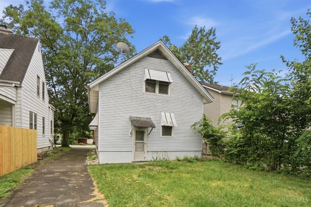 6644 Murray Avenue, Cincinnati, OH 45227