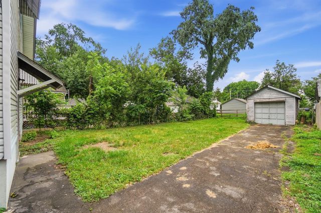 6644 Murray Avenue, Cincinnati, OH 45227