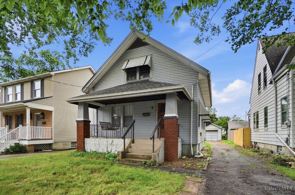 6644 Murray Avenue, Cincinnati, OH 45227