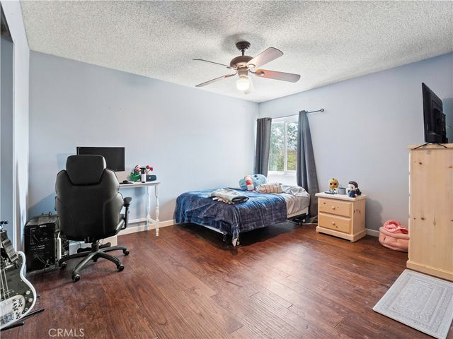 16610 Shinedale Drive, Canyon Country, CA 91387