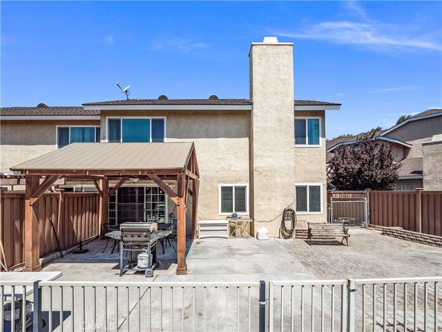 16610 Shinedale Drive, Canyon Country, CA 91387