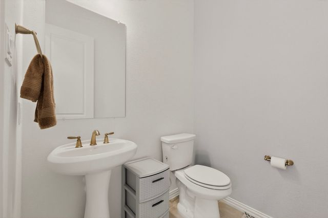 7539 Edgeware Road, Dallas, TX 75228