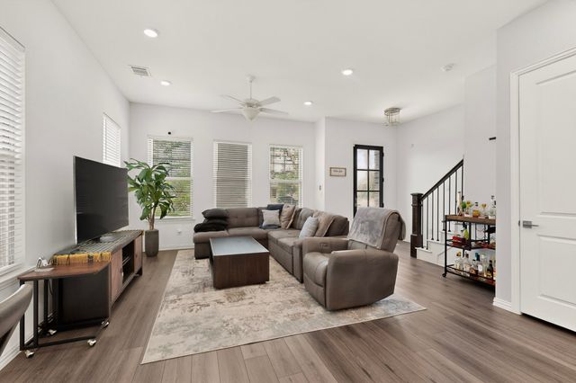 7539 Edgeware Road, Dallas, TX 75228