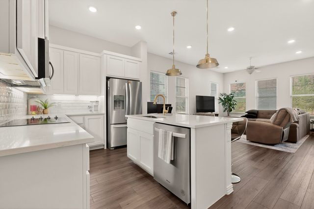 7539 Edgeware Road, Dallas, TX 75228