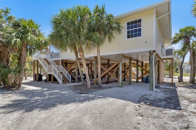 32 PALM DRIVE, Placida, FL 33946