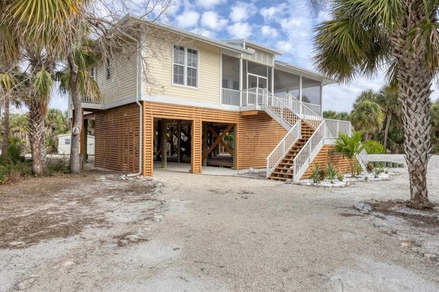 32 PALM DRIVE, Placida, FL 33946