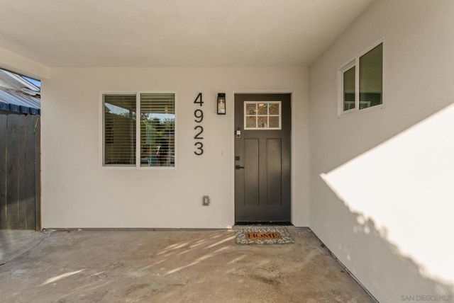 4921 23 Gary St, San Diego, CA 92115