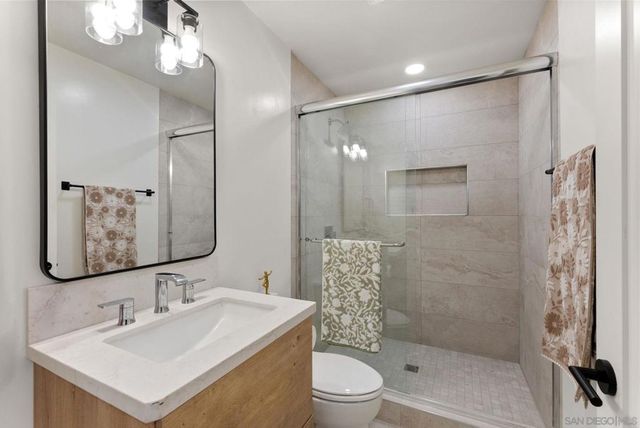 4921 23 Gary St, San Diego, CA 92115