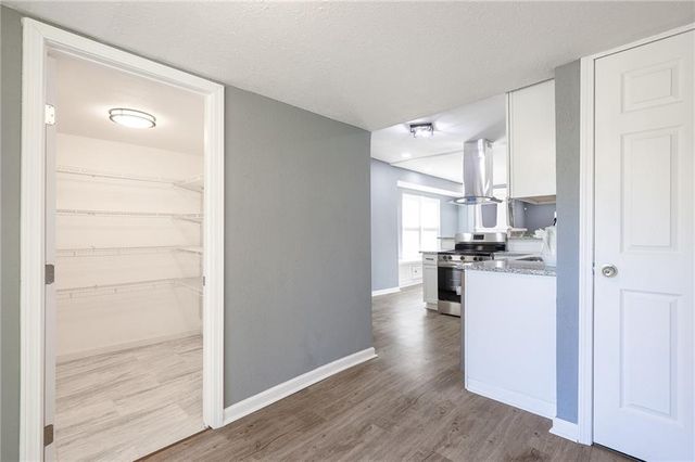 3715 College Avenue, Kansas City, MO 64128