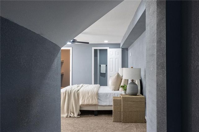 3715 College Avenue, Kansas City, MO 64128