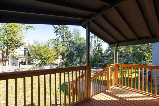 3715 College Avenue, Kansas City, MO 64128