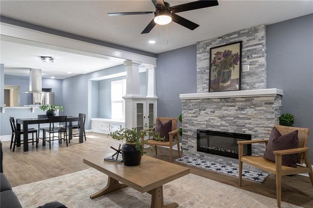 3715 College Avenue, Kansas City, MO 64128