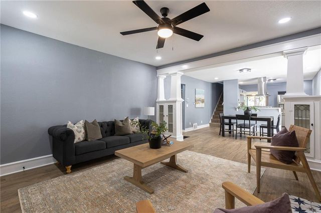 3715 College Avenue, Kansas City, MO 64128