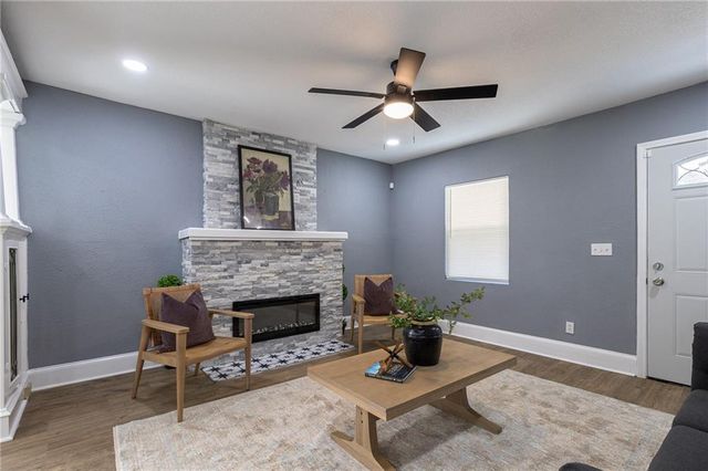 3715 College Avenue, Kansas City, MO 64128