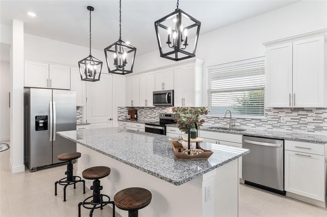 8809 SW 61ST LOOP, Ocala, FL 34481