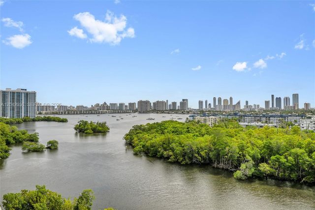 16385 Biscayne Blvd 1020, North Miami Beach, FL 33160