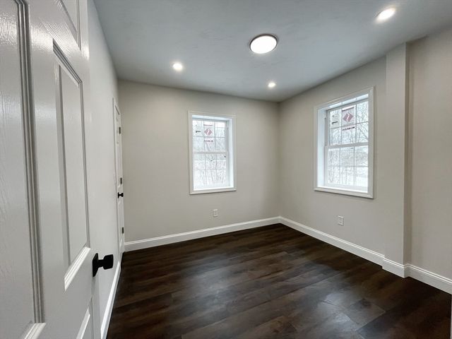 166 Leicester St, Auburn, MA 01501