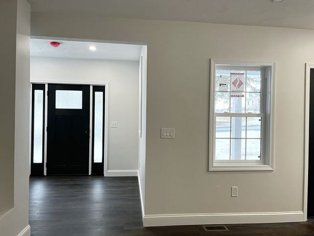 166 Leicester St, Auburn, MA 01501