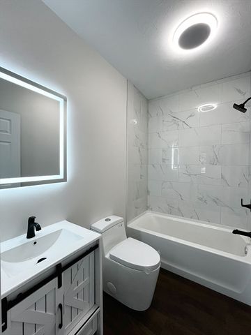 166 Leicester St, Auburn, MA 01501