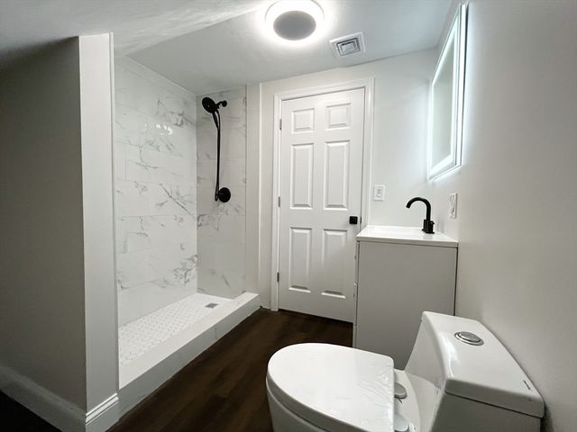 166 Leicester St, Auburn, MA 01501