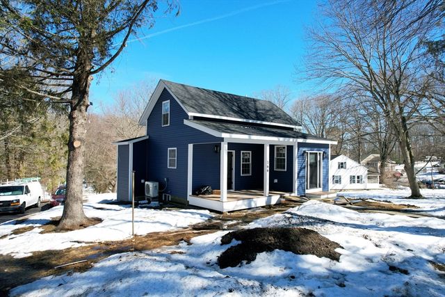 166 Leicester St, Auburn, MA 01501