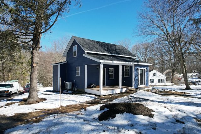 166 Leicester St, Auburn, MA 01501