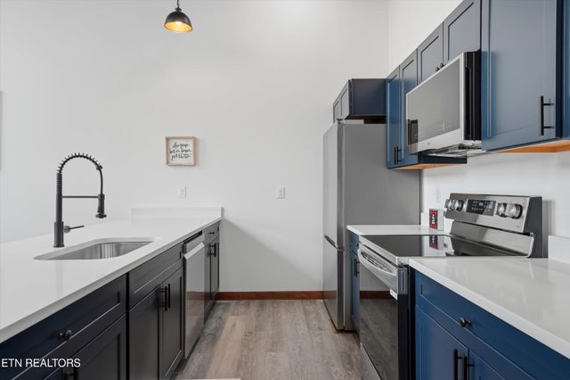 640 Carter Plaza, Gatlinburg, TN 37738