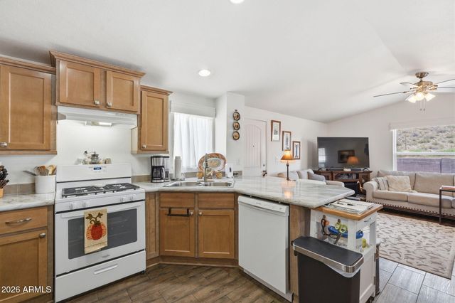8421 E MAIN Street, Mesa, AZ 85207