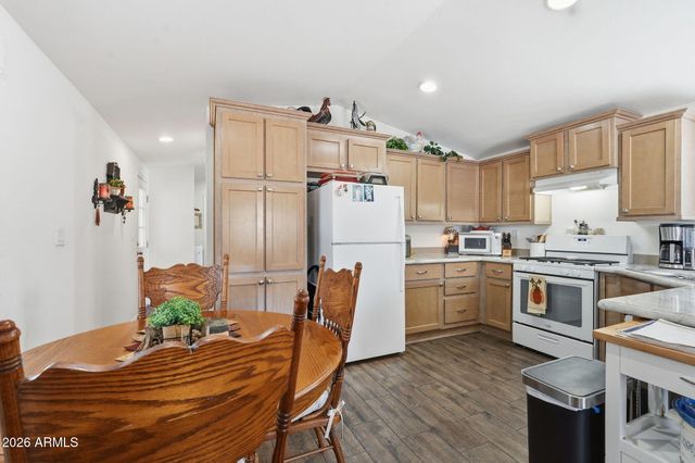 8421 E MAIN Street, Mesa, AZ 85207