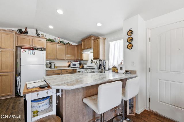 8421 E MAIN Street, Mesa, AZ 85207