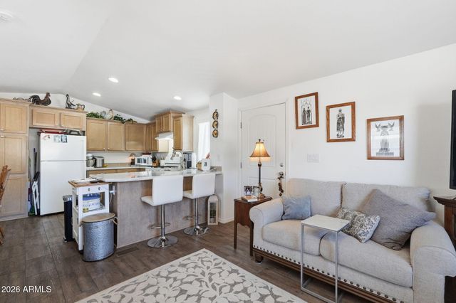 8421 E MAIN Street, Mesa, AZ 85207