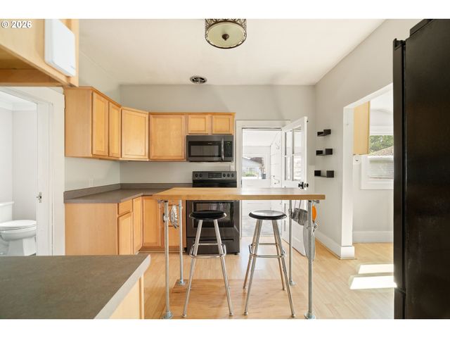 6318 Se 88TH Ave, Portland, OR 97266