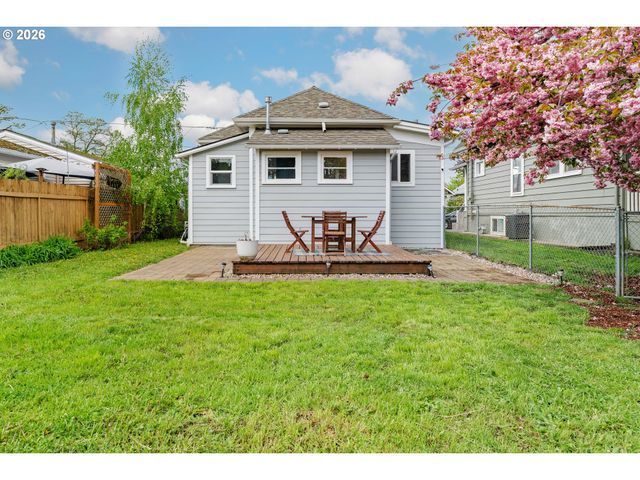 6318 Se 88TH Ave, Portland, OR 97266