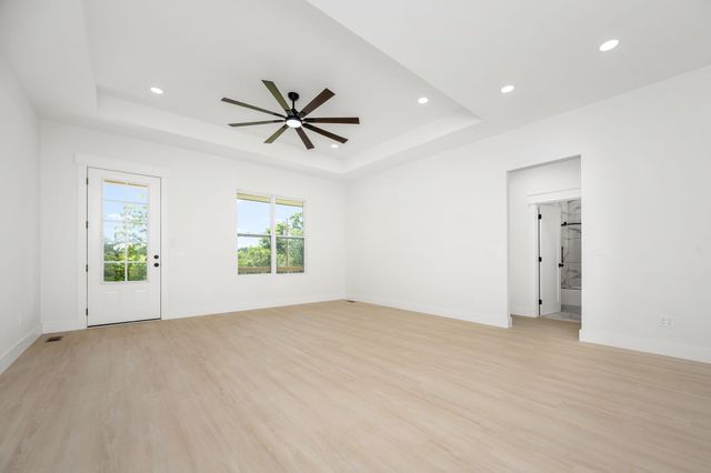 134 Lightfoot Ln, Estill Springs, TN 37330