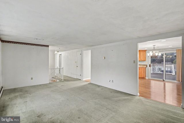 113 FOREST HILLS RD, Red Lion, PA 17356