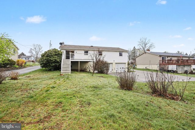 113 FOREST HILLS RD, Red Lion, PA 17356
