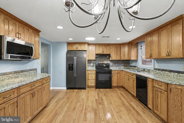 113 FOREST HILLS RD, Red Lion, PA 17356