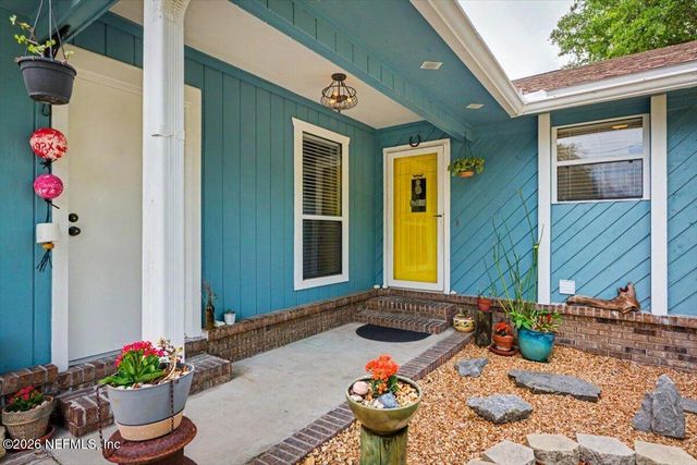 11816 LEONARDO Lane W, Jacksonville, FL 32218