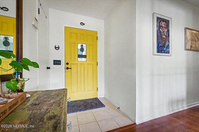 11816 LEONARDO Lane W, Jacksonville, FL 32218