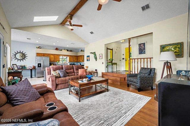 11816 LEONARDO Lane W, Jacksonville, FL 32218