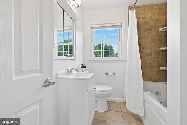 2806 MADISON AVE, Claymont, DE 19703