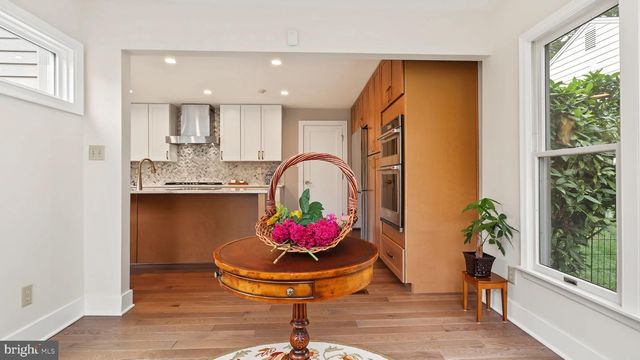 9117 WILLOW POND LN, Potomac, MD 20854