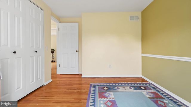 9117 WILLOW POND LN, Potomac, MD 20854
