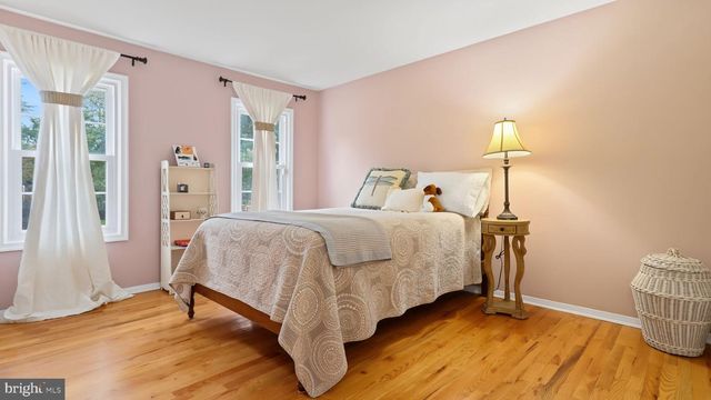 9117 WILLOW POND LN, Potomac, MD 20854